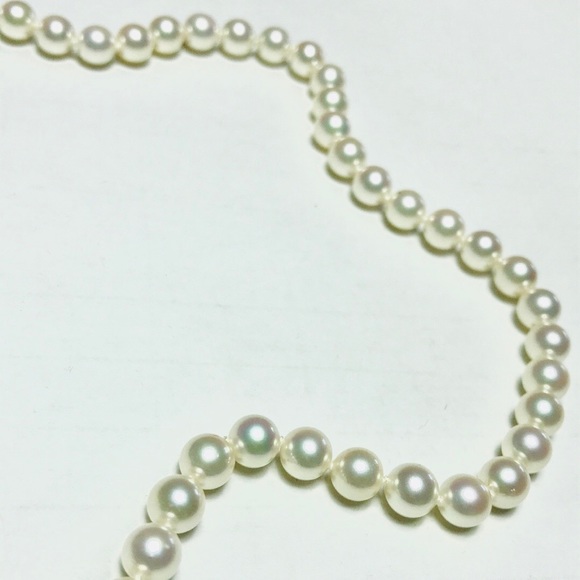 ⭐️HOST PICK⭐️ MIKIMOTO Akoya Pearl Necklace w/18KT Gold Clasp - Picture 6 of 14
